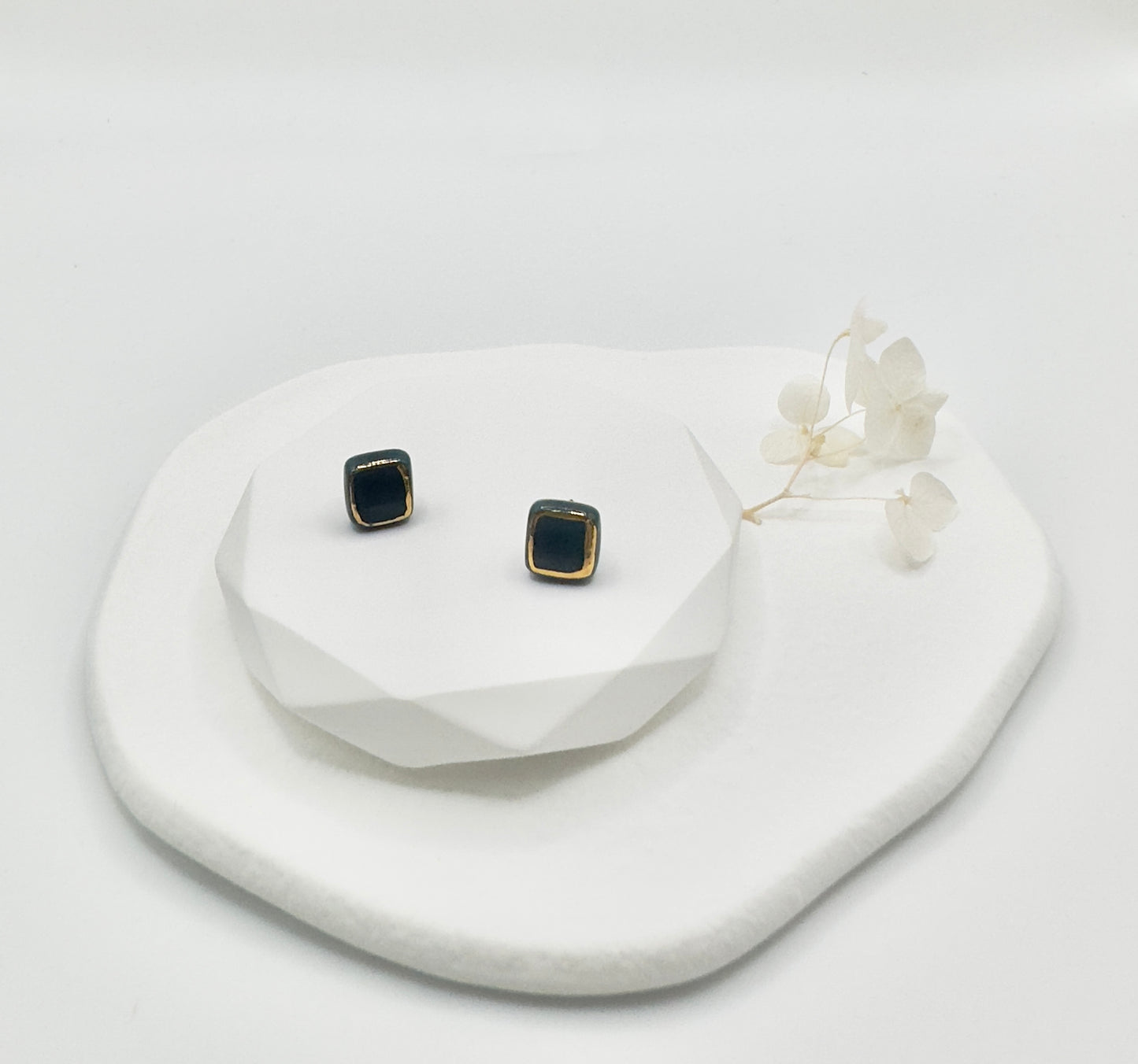 Cubie Porcelain Earrings - Navy